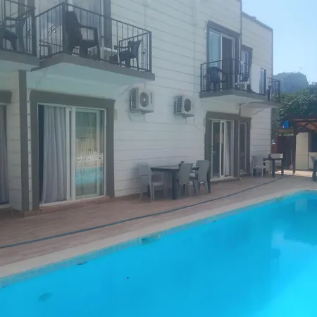 Garden Prizma Apartment