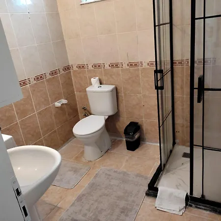 Garden Prizma 公寓 *